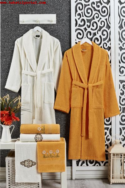 WE HAVE BIG QUANTITY FAMLY BATHROBE SET STOCK 10* 40 HQ CONTAINER    +90 553 951 31 34 Whatsapp<br><br>We are the manufacturer of Stock Family Bathrobe Set, with economical prices.
<br>
