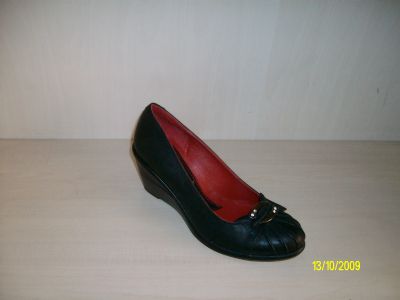Hkkam Deri rnleri San ve Tic Ltd ti ( Kural hlali yelik iptal edilmitir ) - Kadn ayakkablar,  bayan ayakkabIlar,  deri ayakkabI imalat,  deri rnleri,  hkkam,  hukkam