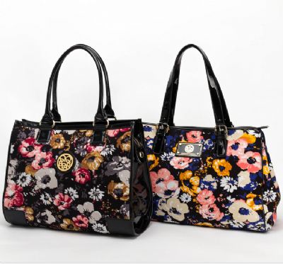 Starriness Leather ware company - Starriness �inde bir �anta fabrikas�,  �anta,  c�zdan ve tramvay durumda dahil �r�nlerimiz,  Fabrika