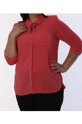 Firmam�z Tasar�m ve imalat yapmaktad�r.  Bayan �st grup iki ayr� markam�z bulunmaktad�r.  Bluz,  Tunik,  G�mlek,  Ceket,  H�rka,  ikili tak�m,  �rme ve dokuma alan�nda tasar�m ve imalat ger�ekle�tirmektedir.  <BR><B>Firmam�zda 44 -  50 Beden aras� B�y�k beden bayan giyim �retimide vard�r<br> Yurtd��� ihracat alan�nda i�birli�i i�inde �al��aca��m�z m�messillik firmalar� aranmaktad�r.  <br><br>Tekstil,  �rme,  dokuma,  bayan �st grup giyim,  bluz,  tunik,  g�mlek,  ikili tak�m,  ceket,  h�rka,  triko<br><br>B�y�k beden bayan giyim �reticisi,  B�y�k beden bayan giyim �reticileri,  B�y�k beden bayan giyim imalat��s�,  B�y�k beden bayan giyim imalat��lar�,  B�y�k beden bayan giyim ihracat��s�,  B�y�k beden bayan giyim ihracat��lar�,  B�y�k beden bayan giyim toptanc�s�,  B�y�k beden bayan giyim toptanc�lar�,  giyim ihracat��s�,  Bayan giyim ihracat��lar�,  Bayan elbise imalat��s�,  Bayan elbise �reticisi,  Bayan elbise �reticileri,  Bayan elbise ihracat��s�,  Bayan elbise ihracat��lar�,  Bayan d�� giyim imalat��s�,  Bayan d�� giyim �reticisi,  Bayan d�� giyim �reticileri,  Bayan d�� giyim ihracat��s�,  Bayan d�� giyim ihracat��lar�