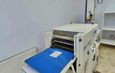 TELA PRES MAK�NAMIZ KUMA�A YAPI�AN TELA RENK SOLULU�U KABARTMA YAPMAZ KUMA�IN TOPTAK� HAL� G�B� ORJ�NAL �IKAR