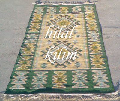 200*300 ebatynda 6 metrekare kilim...