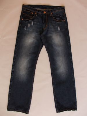 Hick Denim International  - Firmamz,  kalite ve uygun fiyat bir arada bulundurarak;bay,  bayan jeans,  spor giyim(  T-  Shirt,