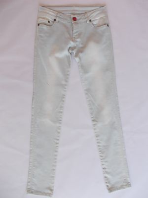 Hick Denim International  - Firmamz,  kalite ve uygun fiyat bir arada bulundurarak;bay,  bayan jeans,  spor giyim(  T-  Shirt,