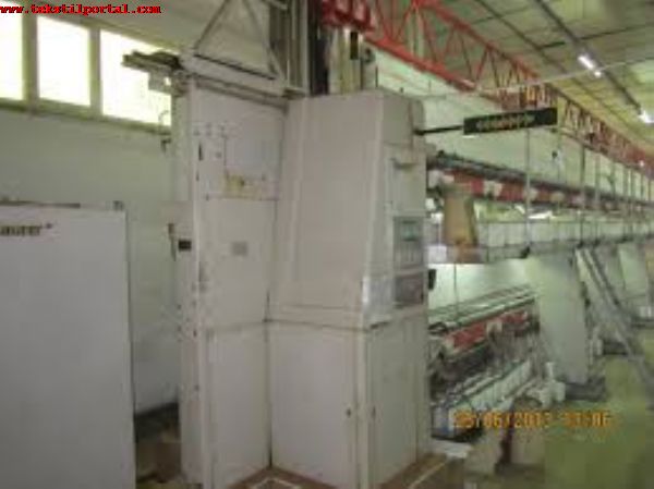 Embroidery machines looking for
