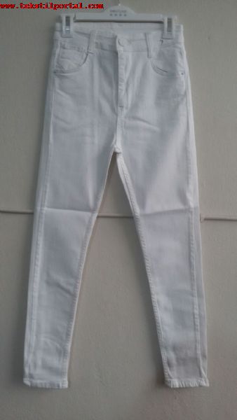Bayan dar paa yksek bel pantolon full lycra<br><br>Bayan dar paa yksek bel pantolon full lycra-  OK UYGUN FYAT -  beyaz ve siyah renkler- 1500 adet serili 
1.kalite