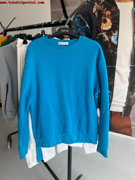 S�f�r yaka sweatshirt