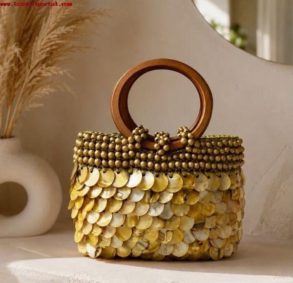 MANUFACTURER OF WOMEN'S HANDBAGS, WHOLESALER OF WOMEN'S EVENING BAGS IN T�rkiye.